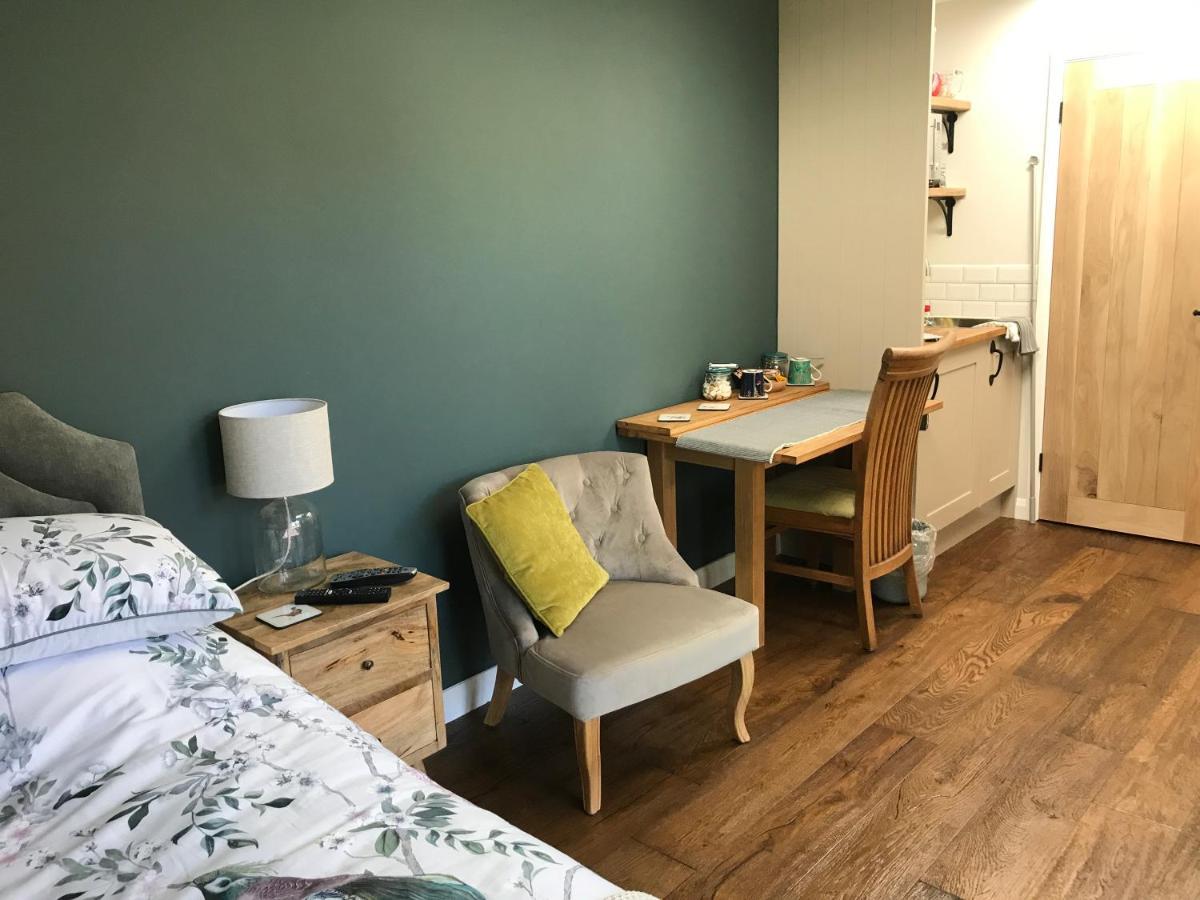 Corner House Luxury Bnb Little Dunmow エクステリア 写真