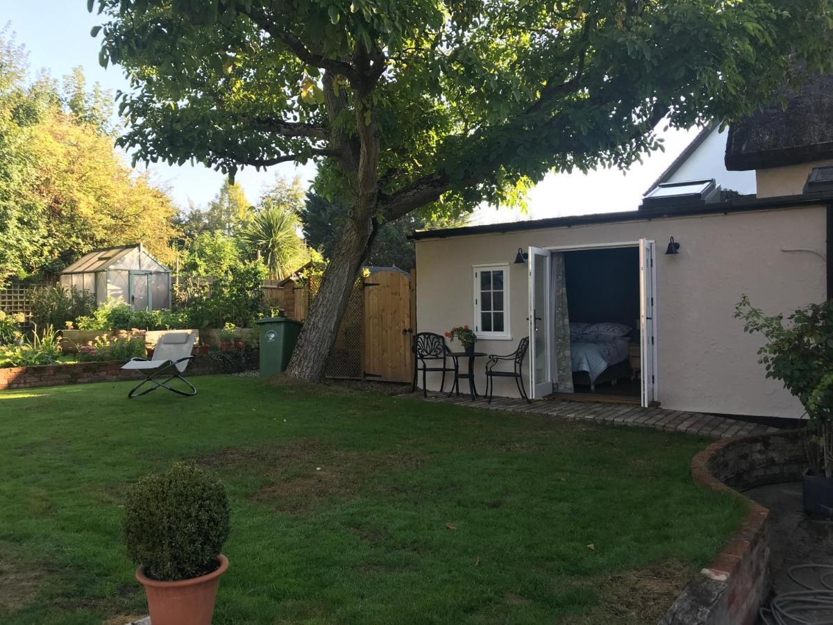 Corner House Luxury Bnb Little Dunmow エクステリア 写真